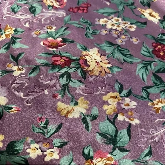 Vintage 90’s purple floral slip dress with a gorgeous floral pattern - Picture 4 of 12